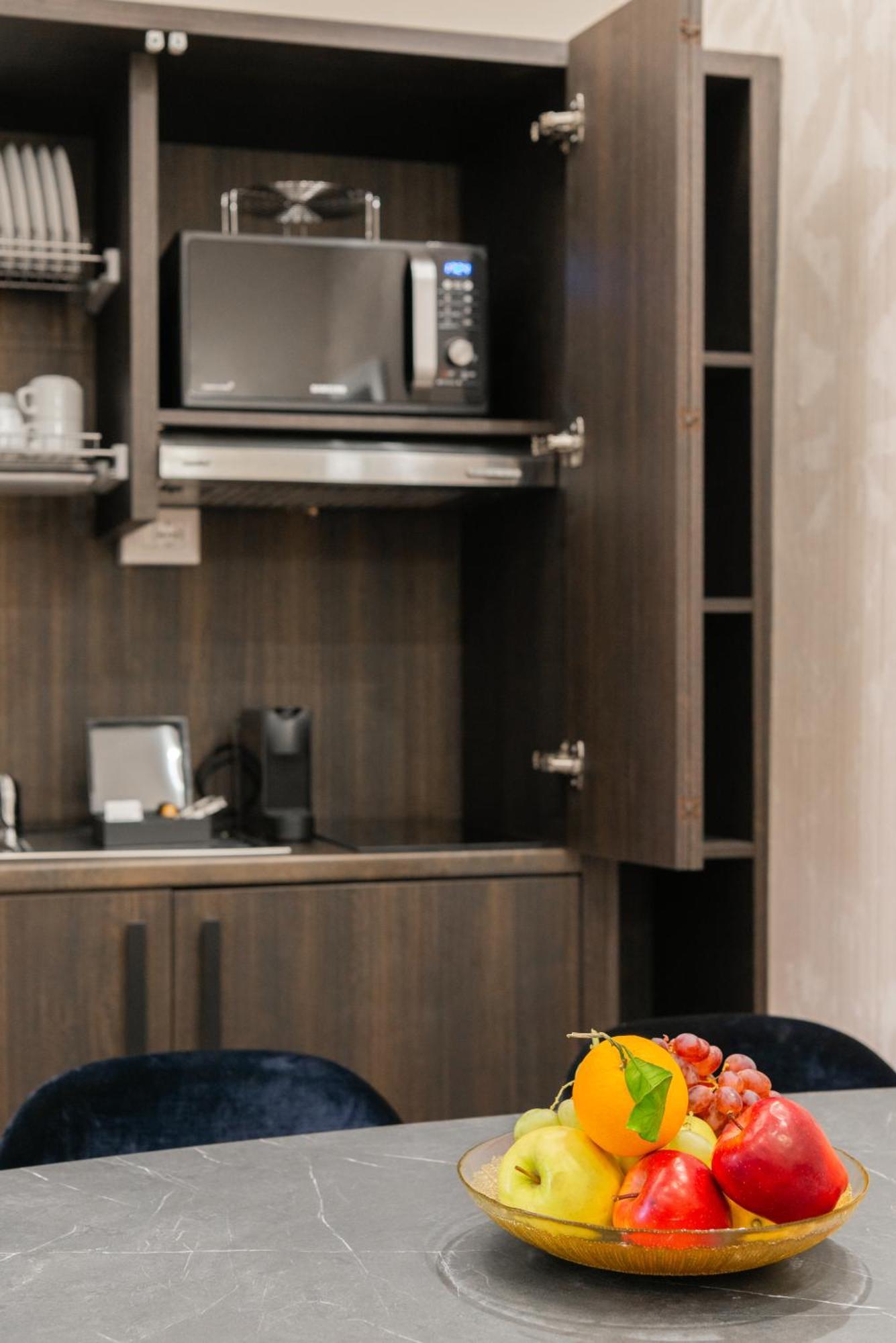 H77 Apartments - Maison D'Art Collection Рим Экстерьер фото